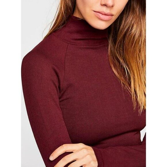NWT Free People Like I Do Backless Cutout Mockneck Top M/L Mauve Wine Stretch - Picture 2 of 10